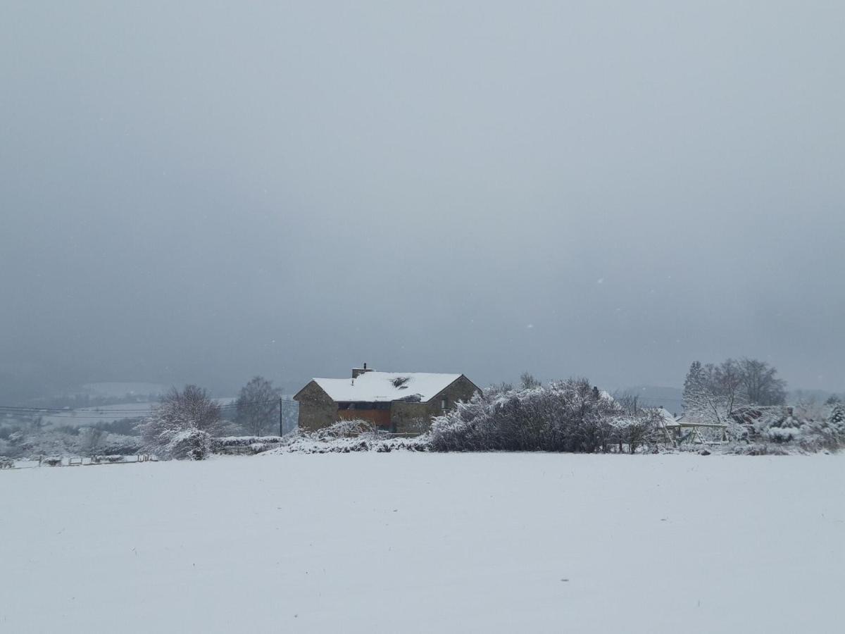Gorgeous Holiday Home In Stoumont With Garden Eksteriør billede