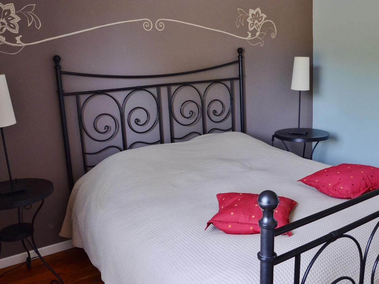 Gorgeous Holiday Home In Stoumont With Garden Eksteriør billede